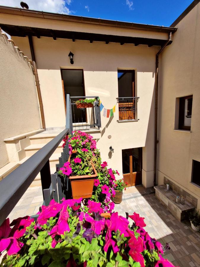 Il Bivacco Del Duomo Bed and Breakfast LʼAquila Exteriör bild